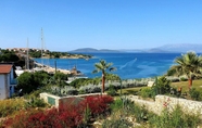 Others 4 Vibrant Flat With Sea View Near Sea in Cesme