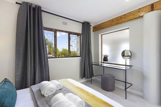 Lainnya 4 Riverview House