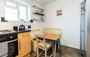 Others 7 Bright and Comfortable 2 Bedroom Flat Oakwood