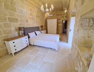 Lain-lain 2 Farmhouse Villa in Gozo With Large Pool & Garden