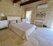 Others 7 Farmhouse Villa in Gozo With Large Pool & Garden