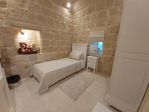 Lain-lain 4 Farmhouse Villa in Gozo With Large Pool & Garden