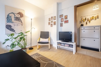 อื่นๆ 4 Flat With Balcony Near Bull Statue in Kadikoy