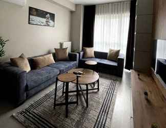 Others 2 Stylish 1-bedroom Apartment Near Mall of Istanbul