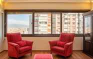 Others 4 Vibrant Flat Near Trendy Attractions in Karsiyaka