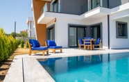 Others 4 Amazing Villa With Private Pool in Alacati Cesme