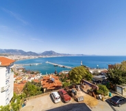 Others 6 Flat With Sea View and Balcony in Alanya