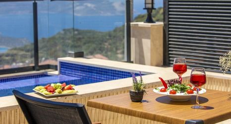 Others 2 Luxury Flat With Infinity Pool in Kas