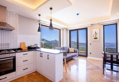 Others 2 Luxury Flat w Jacuzzi and Amazing Sea View in Kas