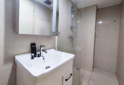 Others New Furnished Studio Room Apartment At Warhol (W/R) Residences