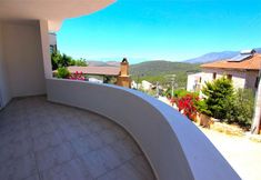 Others 3 Comfy Apartment in Islamlar With Balcony