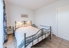 Others 6 Isabelle De Haan in De Haan