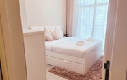 อื่นๆ 3 Snug & Congenial 1BR with Canal View