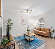 Lain-lain 3 Stylish 1BR Near UT Highland Evonify