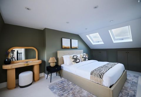 Others The Fulham Wonder - Stylish 4bdr Flat With Garden