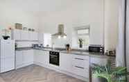 Others 3 Stylish Large 1-bed Apartment in Tunbridge Wells