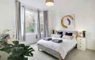 อื่นๆ 6 Stunning 2-bed Apartment in Tunbridge Wells