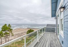 Others 3 Breathtaking Ocean Views and Luxurious Décor - Exquisite Coastal Retreat
