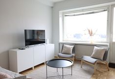 Others 7 2ndhomes 102m2 3BR Apartment w Balcony