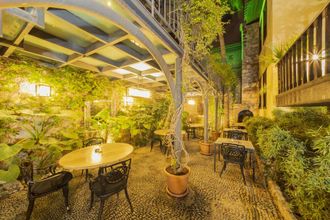 기타 4 Glamorous Hotel Room Near Hadrian s Gate