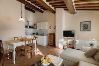 Lainnya 4 Anna Farmhouse Apartment in Wine Resort in Lucca