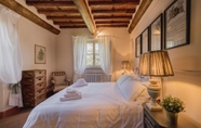 Others 7 Jacopo Farmhouse Apartment in Wine Resort in Lucca
