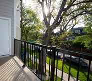 Others 3 Gorgeous 2-bedrooms Duplex Upper Unit