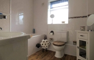 Lain-lain 7 Bungalow by the Beach, Sleeps 6, Snowdonia, Wales