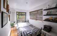 Others 3 Fantastic 2BD House in the Heart of Dulwich