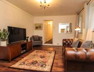 Khác 2 Charming 2-bed Apartment in Brentwood Free Parking
