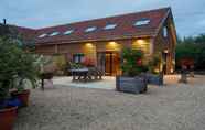 Others 5 Owl Barn in Oxford With 5 Bedrooms and 5 Bathrooms