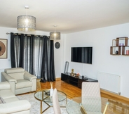 Others 6 Dartford Luxury 2 Bed Apartment