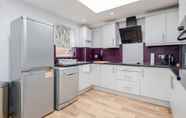 Lainnya 7 TMS Beautiful 4 Bedroom House!dagenham!freeparking