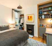 Others 3 Delightful 1BD Flat in the Heart of Barnes Village