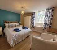 Others 7 Llys Aeron Guest House