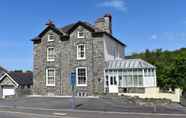 Others 4 Llys Aeron Guest House