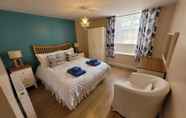 Others 3 Llys Aeron Guest House