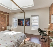 Others 3 Fancy Renovated Townhome in University City that has it all