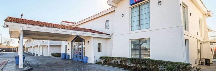 Others Motel 6 Grand Prairie, TX - Interstate 30