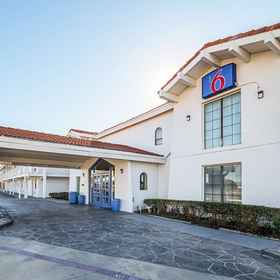 Primary image 1 Motel 6 Grand Prairie, TX - Interstate 30, University of Texas at Arlington Hotels