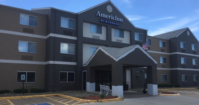 Others AmericInn by Wyndham Hudson