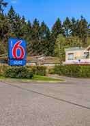 Imej utama Motel 6 Surrey, BC