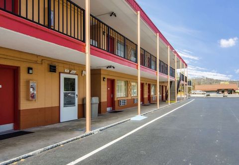 Others Econo Lodge Near Motor Speedway