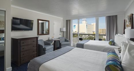 기타 2 Island Grand at TradeWinds