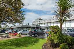 Flannery's Hotel Galway, Rp 3.862.571