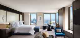 Four Seasons Hotel Sydney, ₱ 16,686.49