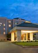 null Embassy Suites by Hilton Philadelphia Airport