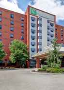 Primary image Holiday Inn & Suites Windsor Ambassador Bridge, an IHG Hotel