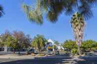 Khác Quality Inn Fresno Yosemite Airport