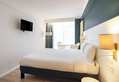 Others 7 Hotel Louise